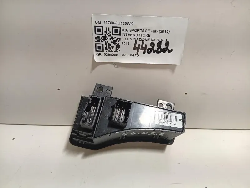 Interruttore Illuminazione 93700-3U120WK Kia Sportage III 2010