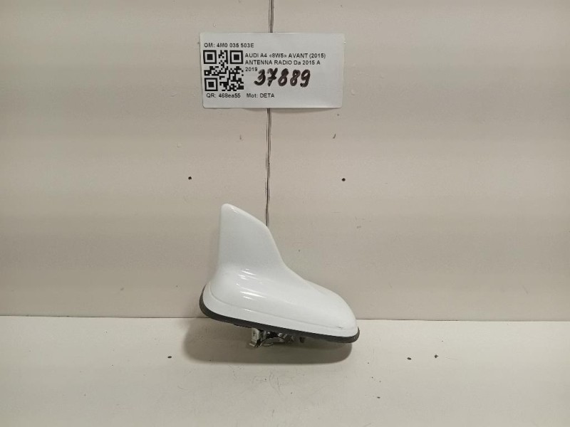 Antenna Radio 4M0035503EY9C Audi A4 8W5 Avant 2015