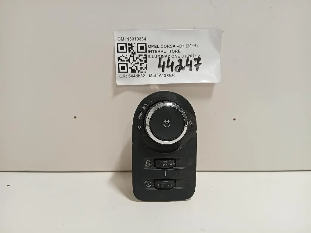 Interruttore Illuminazione 13310334 Opel Corsa D 2011