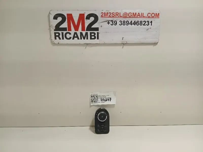 Interruttore Illuminazione 13310334 Opel Corsa D 2011