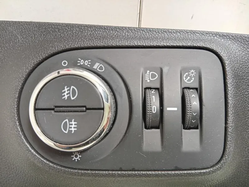 Interruttore Illuminazione 460029937 Opel Corsa E 2014