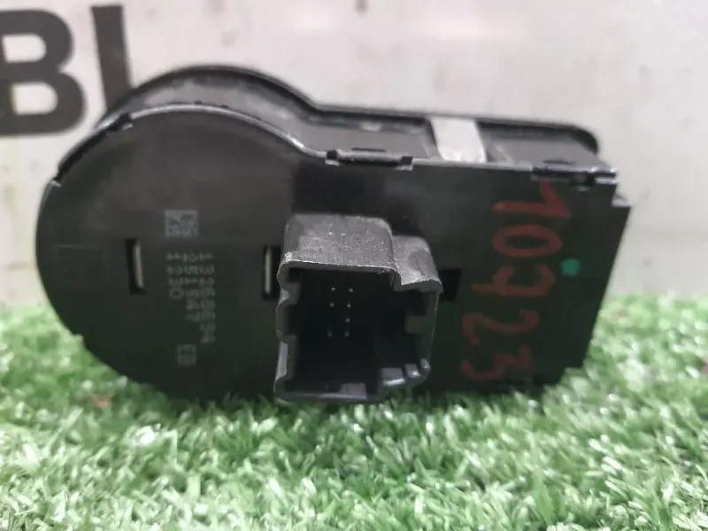 Interruttore Illuminazione 13268694 Opel Insignia A 2009