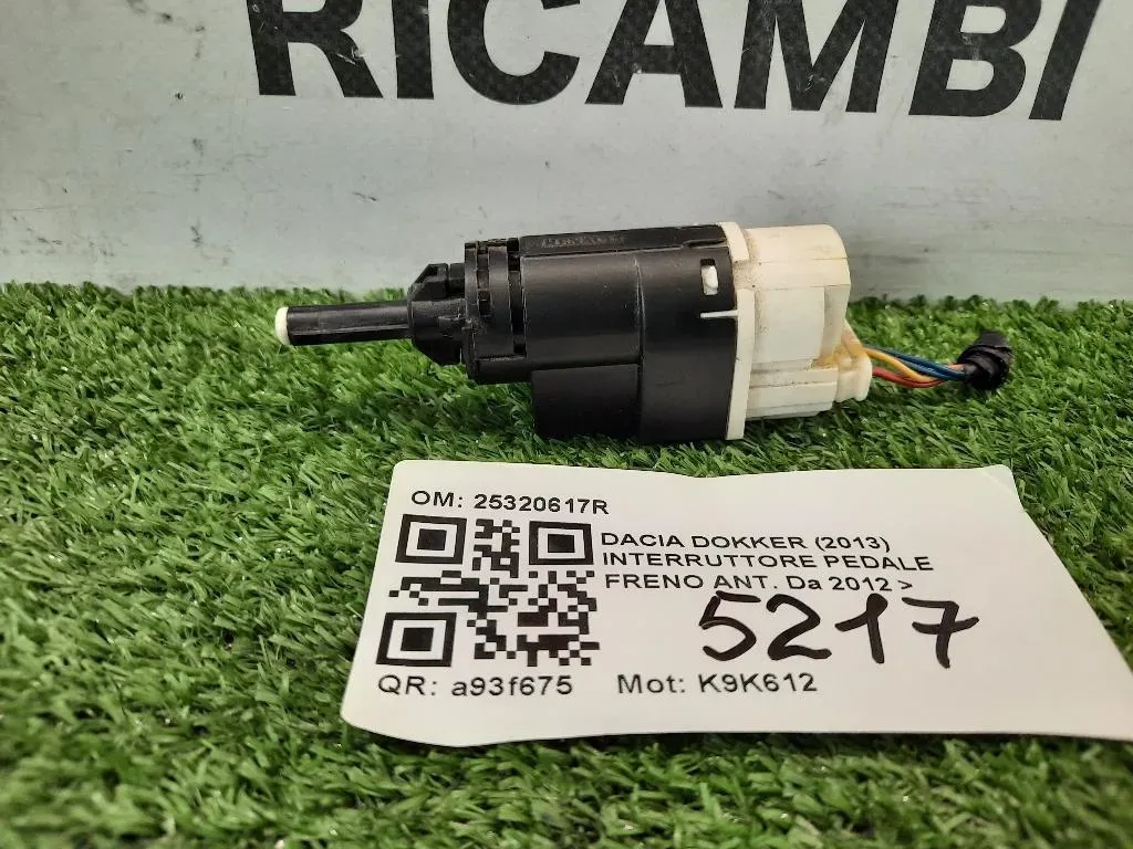 Interruttore Pedale Freno ANT 25320617R Dacia Dokker 2013