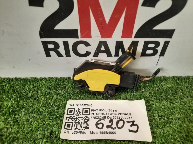 Interruttore Pedale Frizione 519057040 INTERRUTTORE PEDALE Fiat 500L 2013