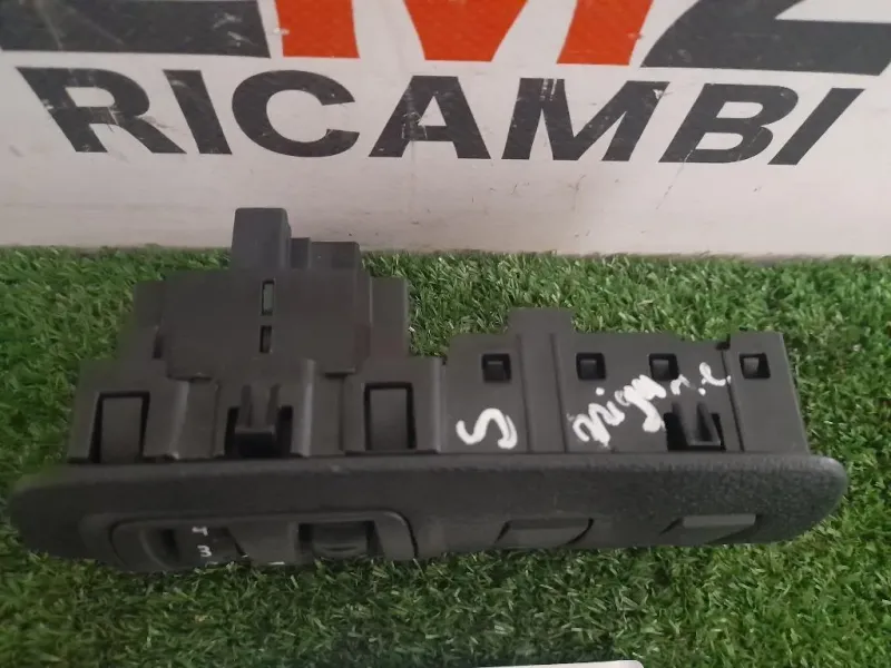 Interruttore Regolazione FARI 648450007R Renault Scénic III X-mod 2009