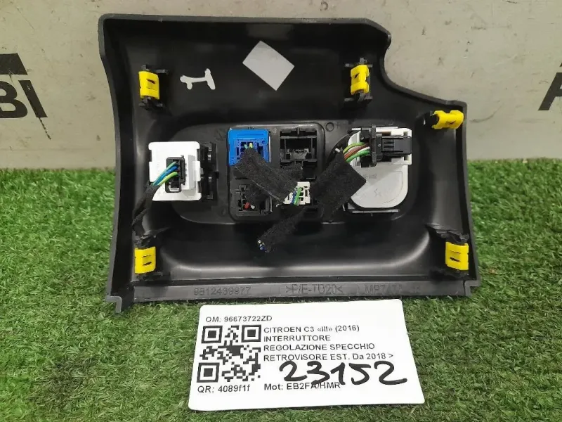 Interruttore Regolazione Specchio Retrovisore EST 96673722ZD Citroen C3 III 2016