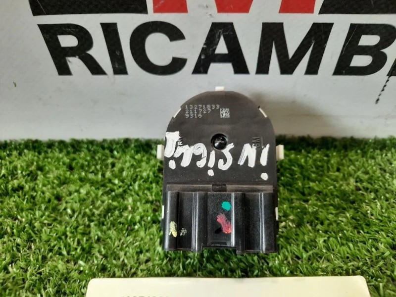 Interruttore Regolazione Specchio Retrovisore EST 13271833 Opel Insignia A 2009