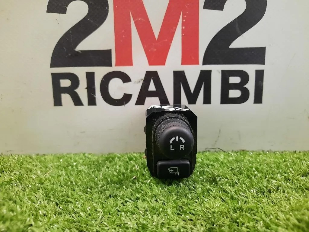 Interruttore Regolazione Specchio Retrovisore EST SX 3795057L10000 Suzuki Vitara II 2015