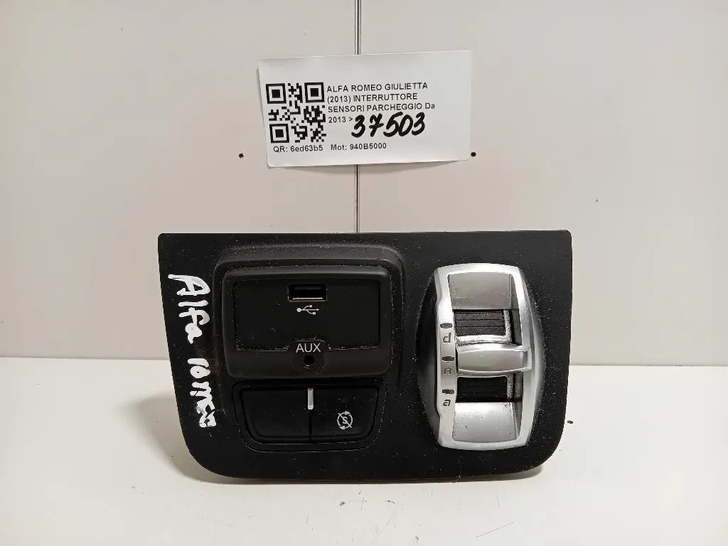 Interruttore Sensori Parcheggio  Alfa Romeo Giulietta 2013