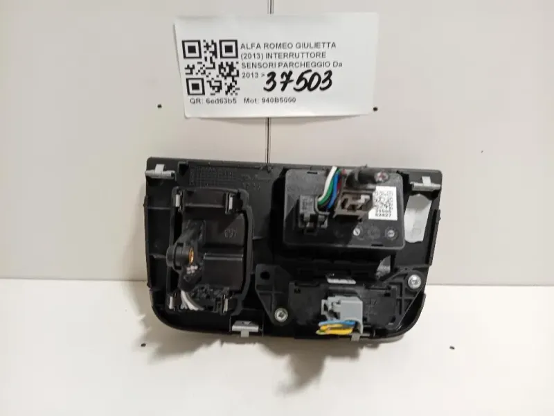 Interruttore Sensori Parcheggio Alfa Romeo Giulietta 2013