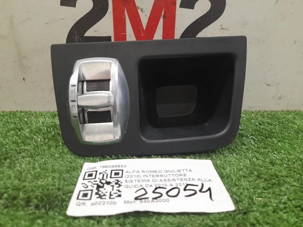 Interruttore Sistema DI Assistenza ALLA Guida 156089959 Alfa Romeo Giulietta 2010