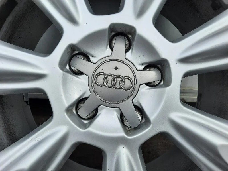 KIT 4 Cerchi 8K0801025 22550 R17 CERCHI KIT 4 Audi A4 8W5 Avant 2015