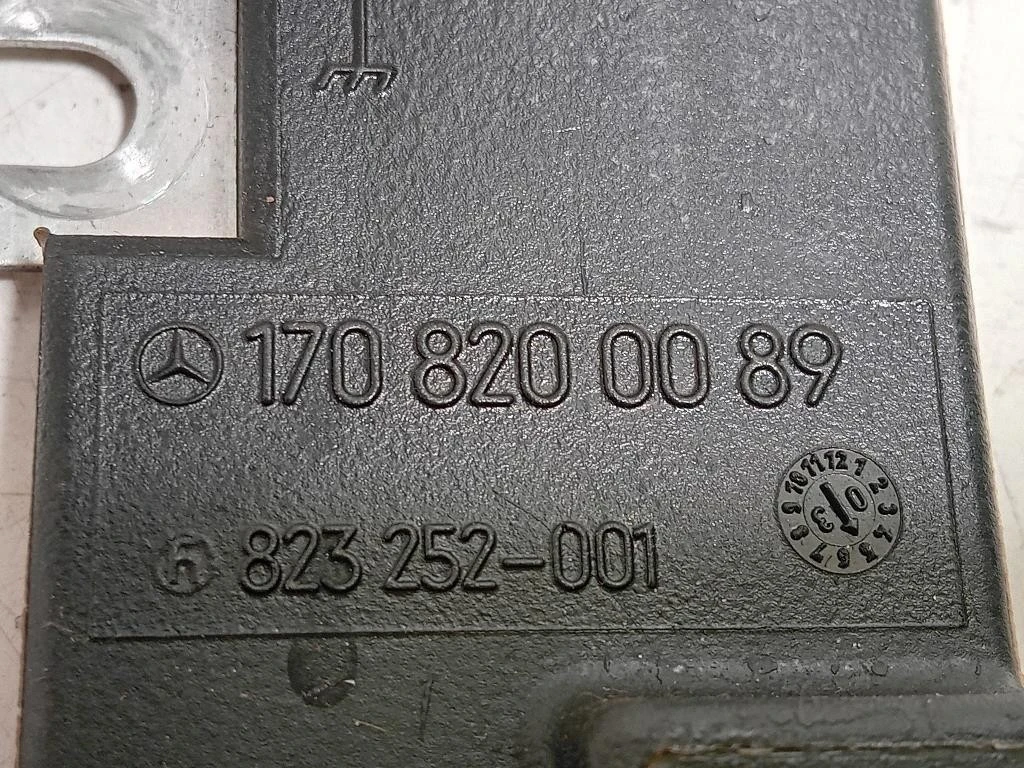 Antenna Radio 170 820 00 89 Mercedes Classe SLK R170 1997