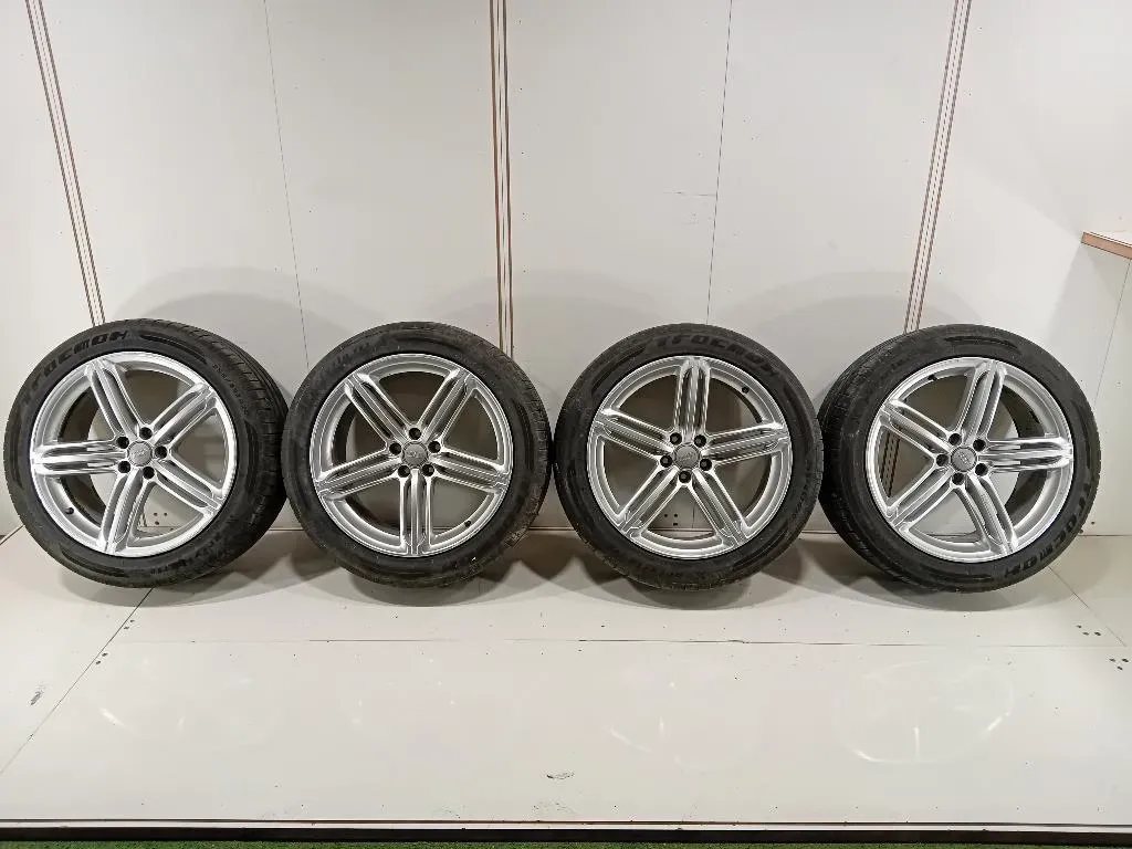 KIT 4 Cerchi 8R0601025AH RAGGIO 20 Audi Q5 8RB 2012