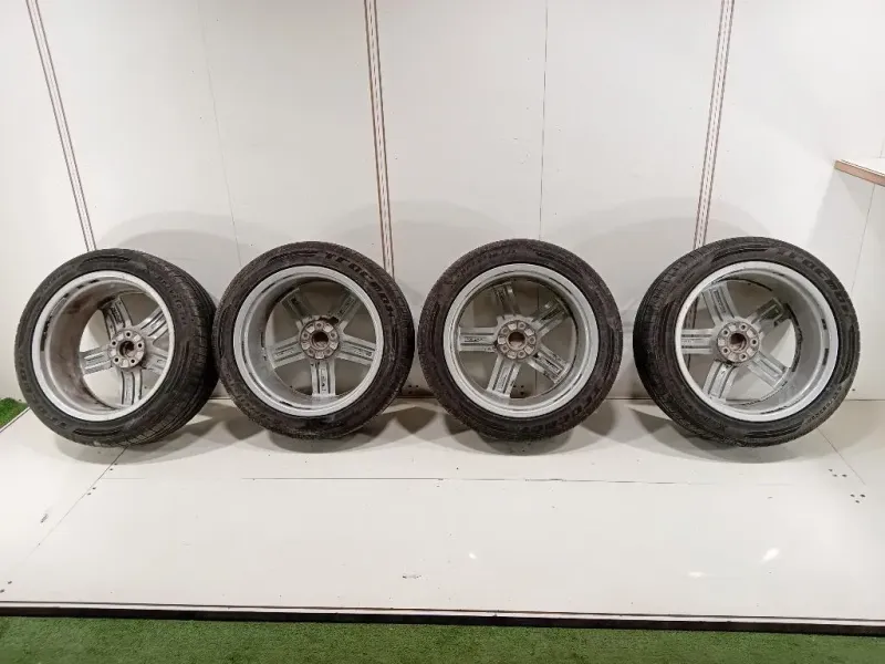 KIT 4 Cerchi 8R0601025AH RAGGIO 20 Audi Q5 8RB 2012