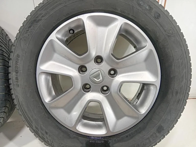 KIT 4 Cerchi 215 65 R16 40300480R Dacia Duster I 2014