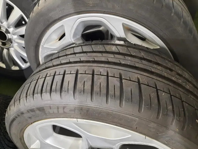 KIT 4 Cerchi 23540 ZR18 7S7J1007CB Ford Mondeo IV SW 2007