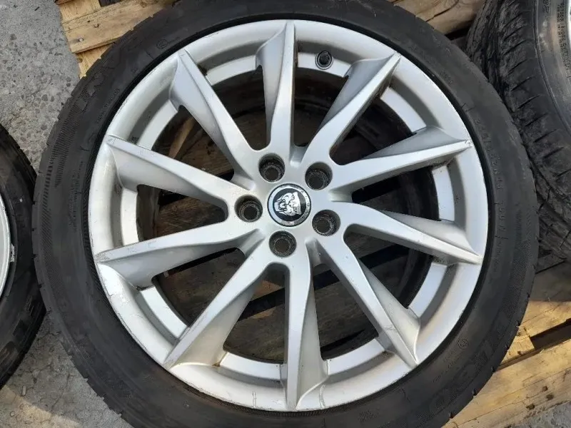 KIT 4 Cerchi 24545 ZR18 BW831007AA Jaguar XF I 2008