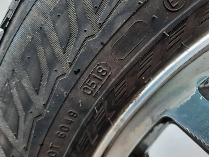 KIT 4 Cerchi 1DZ02TRMAA Jeep Grand Cherokee III 2005