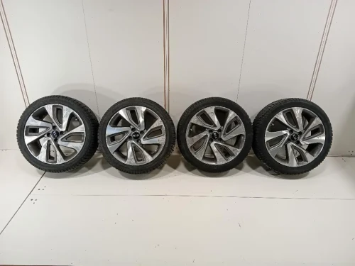 KIT 4 Cerchi 52910-IW850 65JX17 20545 R17 Kia RIO III 2012