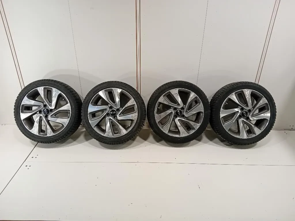 KIT 4 Cerchi 52910-IW850 65JX17 20545 R17 Kia RIO III 2012