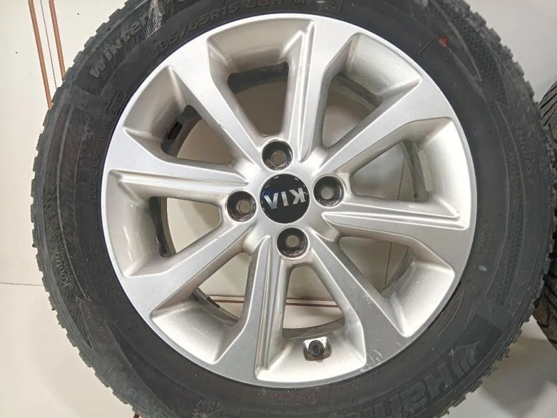 KIT 4 Cerchi 18565 R15 52910-H8400 Kia Stonic 2017