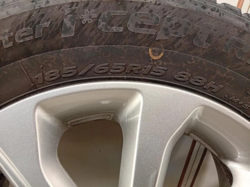 KIT 4 Cerchi 18565 R15 52910-H8400 Kia Stonic 2017