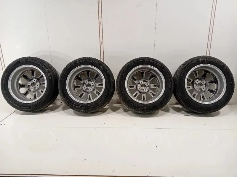 KIT 4 Cerchi 18565 R15 52910-H8400 Kia Stonic 2017