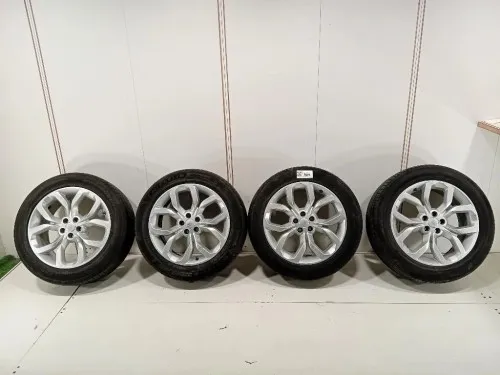 KIT 4 Cerchi HK7M-1007-AA Land Rover Discovery V Sport 2019