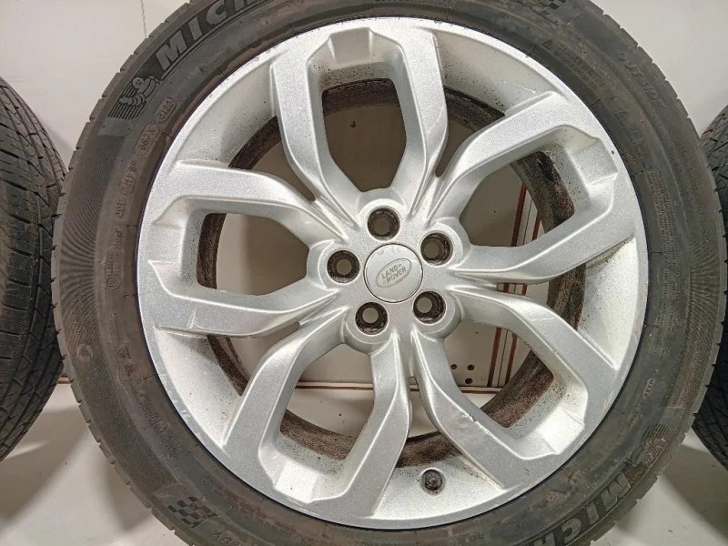 KIT 4 Cerchi HK7M-1007-AA Land Rover Discovery V Sport 2019