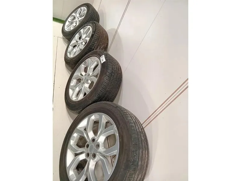 KIT 4 Cerchi HK7M-1007-AA Land Rover Discovery V Sport 2019