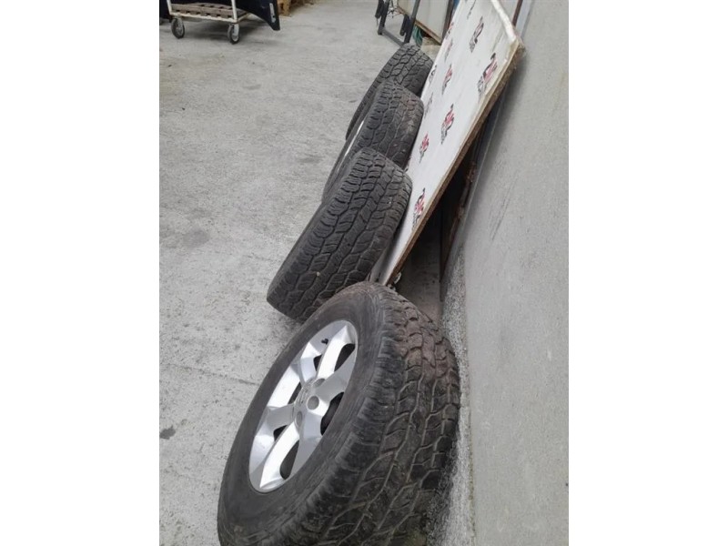 KIT 4 Cerchi 25565 R17 Nissan Navara 2010