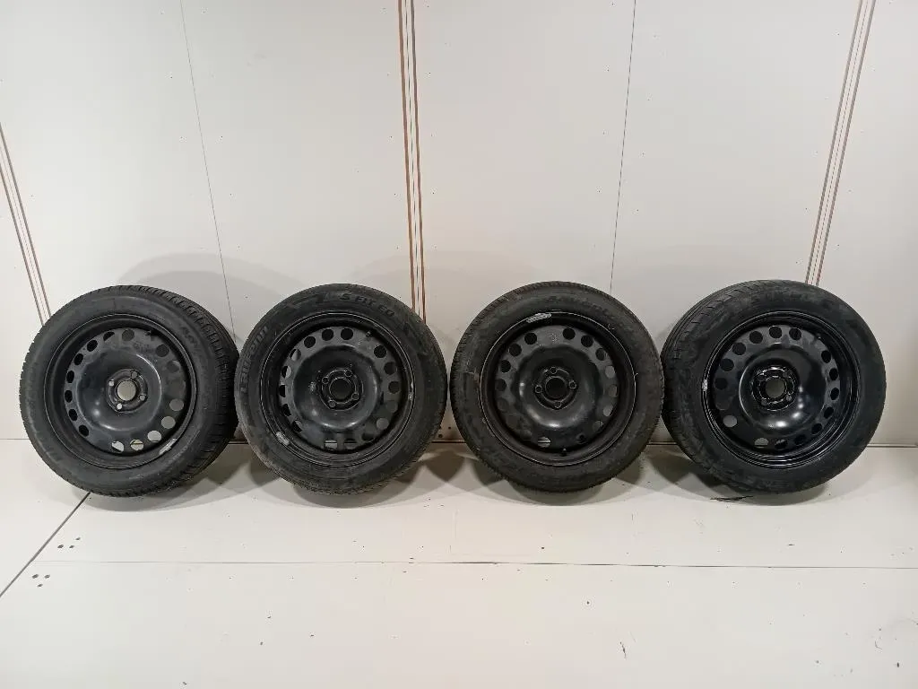 KIT 4 Cerchi 2160136 Opel Corsa E 2014