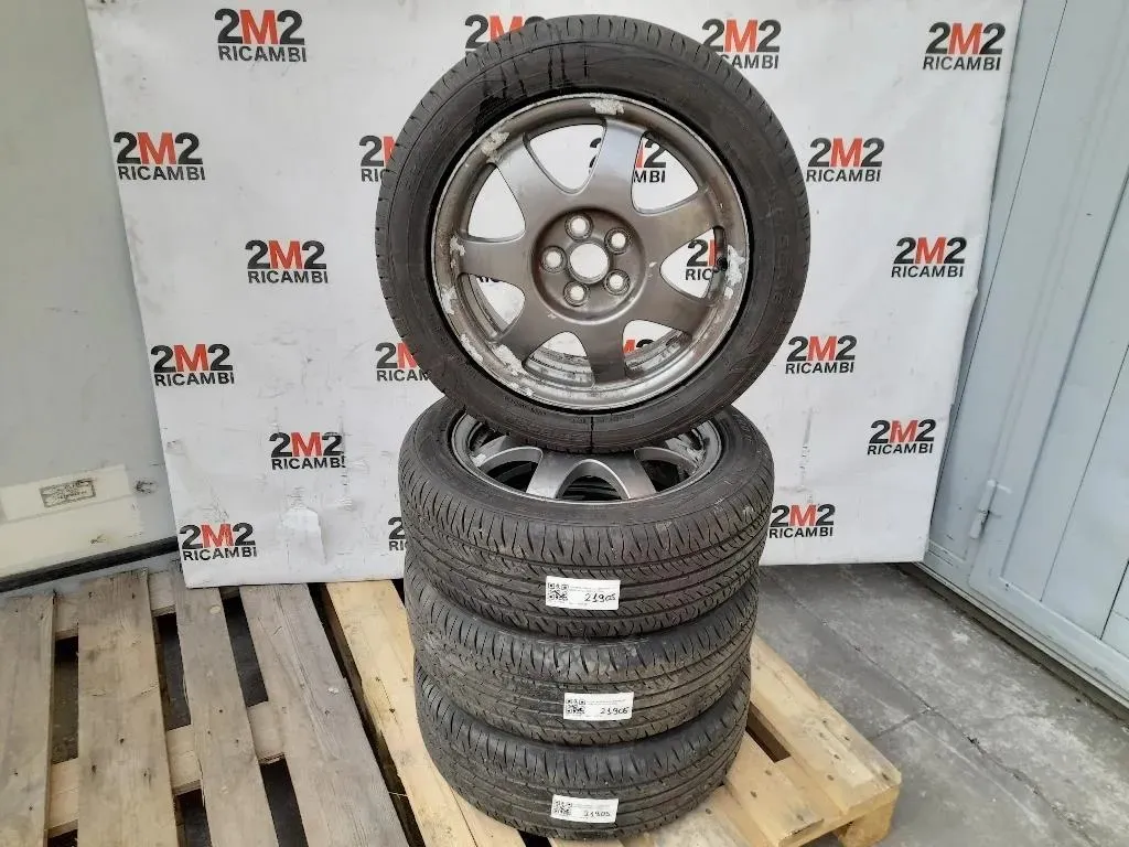 KIT 4 Cerchi 19555 R16 Toyota Prius I 2004