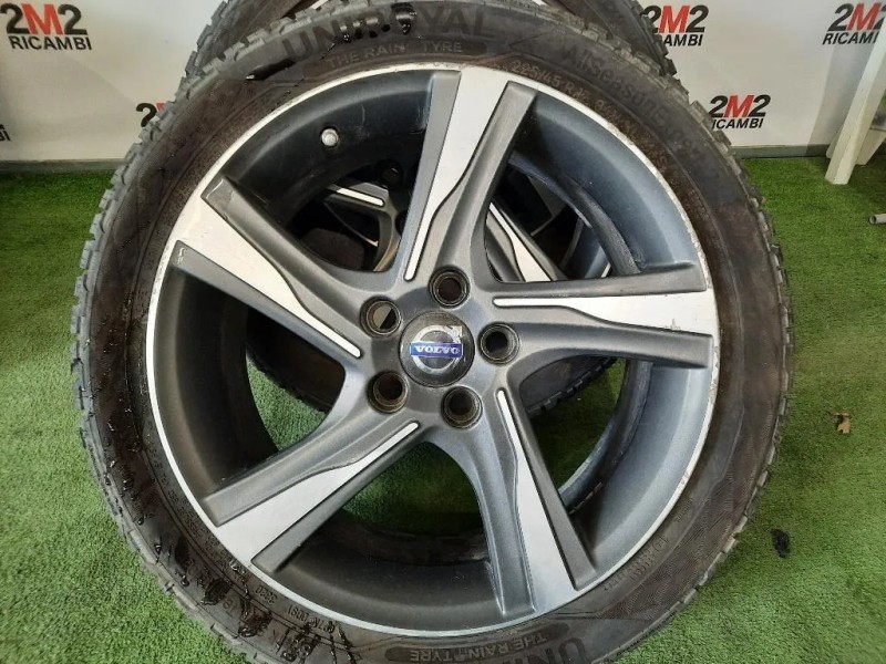 KIT 4 Cerchi 22545 R17 31347131 Volvo V40 II 2012