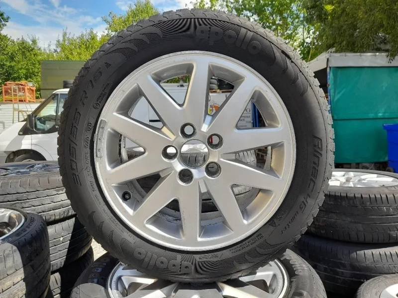 KIT 4 Cerchi 20555 R16 30666524 Volvo V50 2004