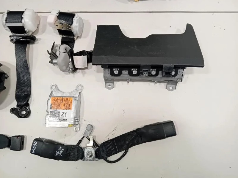 KIT Airbag KIT AIRBAG YARIS 2017 Toyota Yaris IV 2017