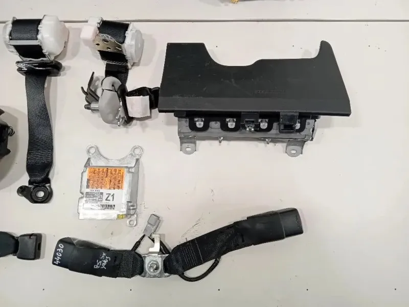 KIT Airbag KIT AIRBAG YARIS 2017 Toyota Yaris IV 2017