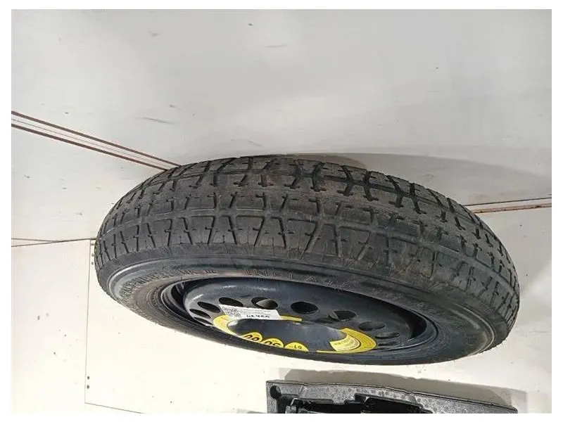 KIT Attrezzi A1668990021A164400002 RUOTA DE SCORTA Mercedes Classe ML W166 2012