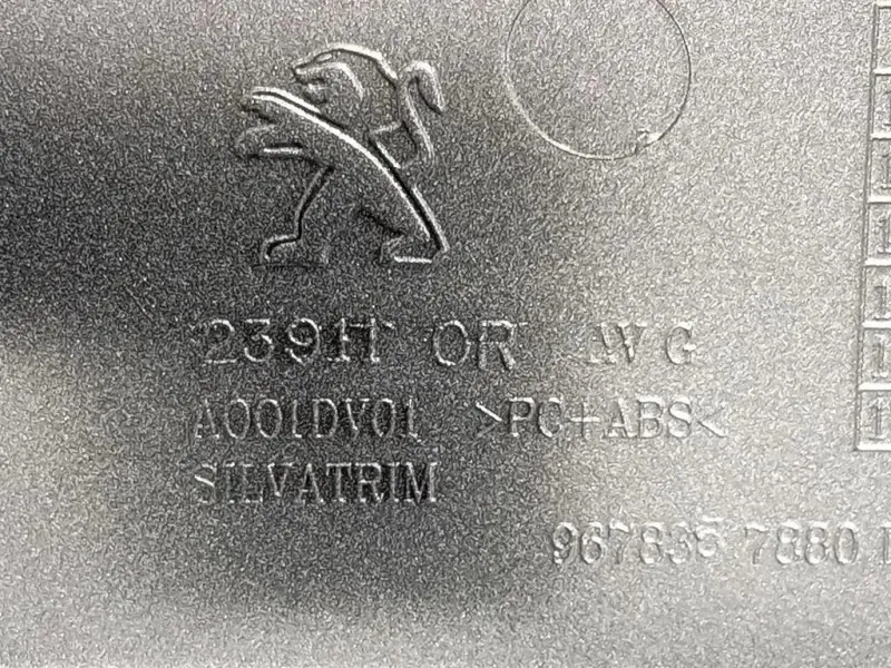 KIT Barra Portapacchi Tetto 1610100180 KIT RRIVESTIMENTO BARRE PORTAPACCHI Peugeot 2008 I 2016