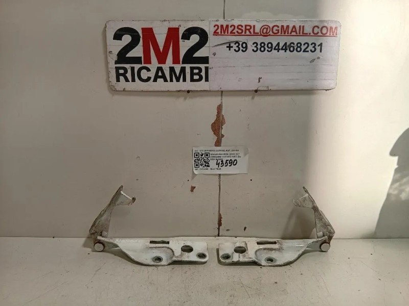 KIT Cerniere Cofano ANT KIT CERNIERE COFANO ANT DX+SX Nissan Navara 2000