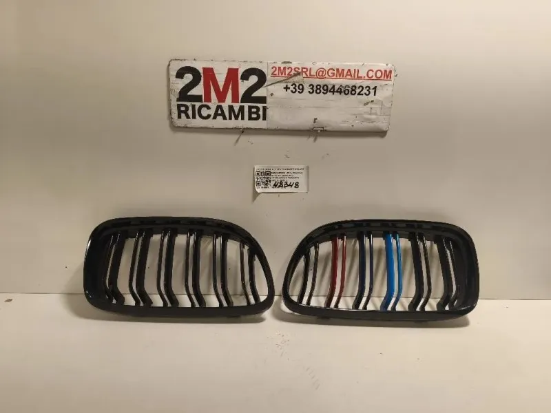 KIT Griglia DI Ventilazione Paraurti ANT KIT GRIGLIA DI VENTILAZIONE PARAURTI ANT Bmw Serie 3 F31 Touring 2012