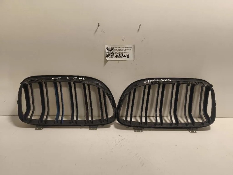 KIT Griglia DI Ventilazione Paraurti ANT KIT GRIGLIA DI VENTILAZIONE PARAURTI ANT Bmw Serie 3 F31 Touring 2012