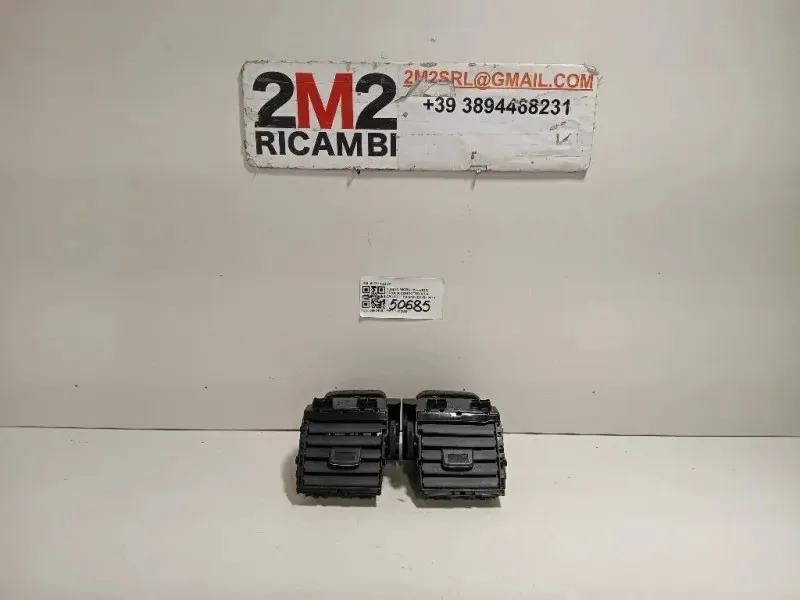 KIT Griglie Condotto ARIA Cruscotto 687513BBOA6873BBOA DX+SX Nissan Micra IV 2013