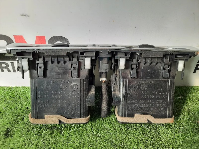 KIT Griglie Condotto ARIA Cruscotto Centrale BHN255150B02 Mazda 3 III 2014