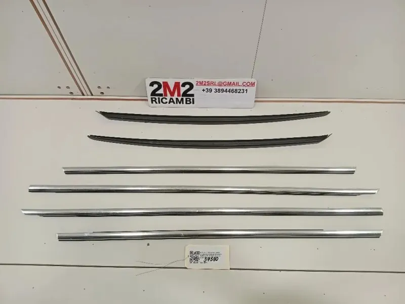 KIT Modanature Paracolpi Porta ANT E POST Audi A4 8W5 Avant 2015