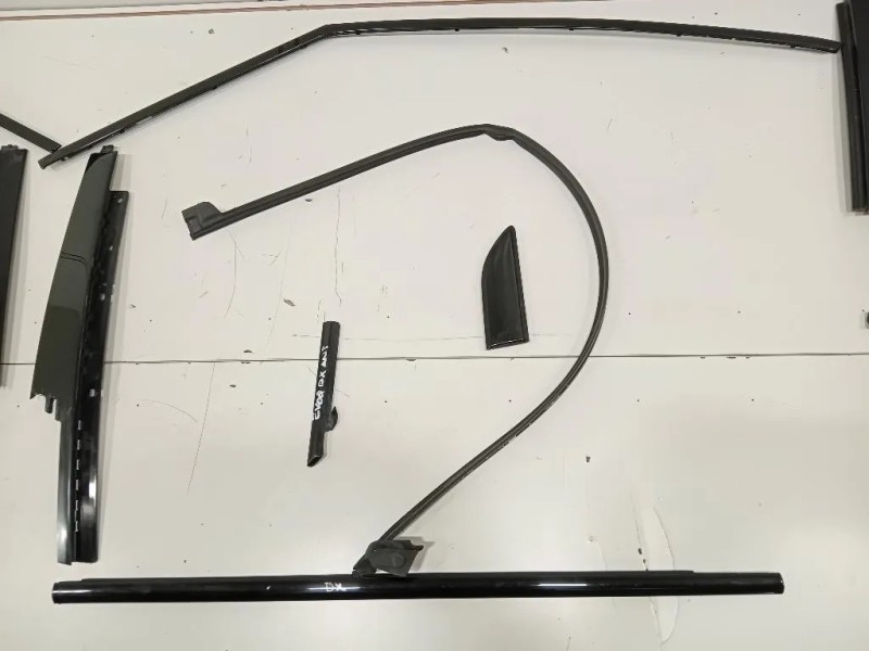 KIT Modanature Paracolpi Porta ANT E POST  Land Rover Range Rover Evoque I 2011