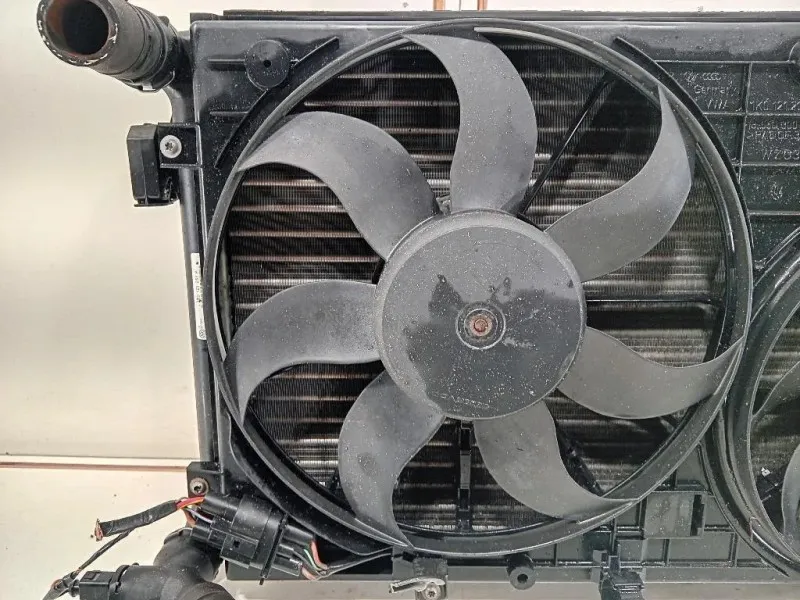 KIT Radiatori 1K0 820 411 G Audi A3 8VA Sportback 2012