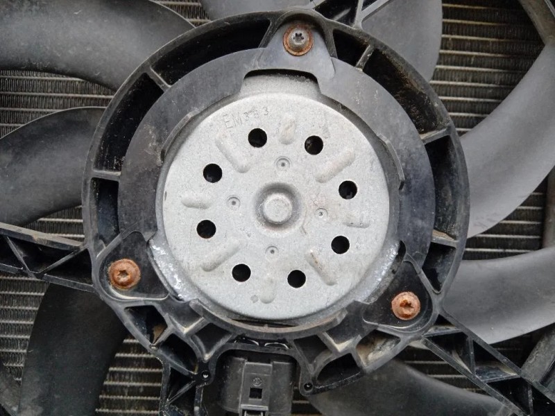 KIT Radiatori KIT RADIATORI Audi Q3 8UB 2012