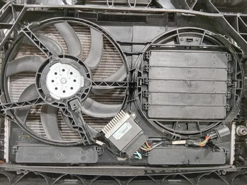 KIT Radiatori 8T0260401C 8K0959501F 8R0805500 8K0121251T Audi Q5 8RB 2012